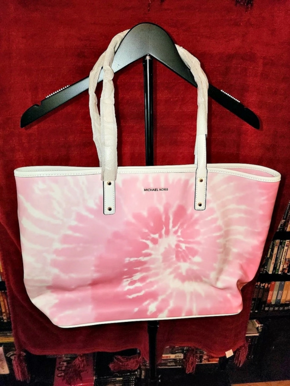 NWT Michael Kors Carter Large Open Tote Bag โ Pink/White Spiral Tie-Dye